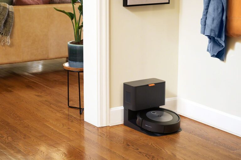 iRobot Roomba update uses AI to avoid knocking over your Christmas tree