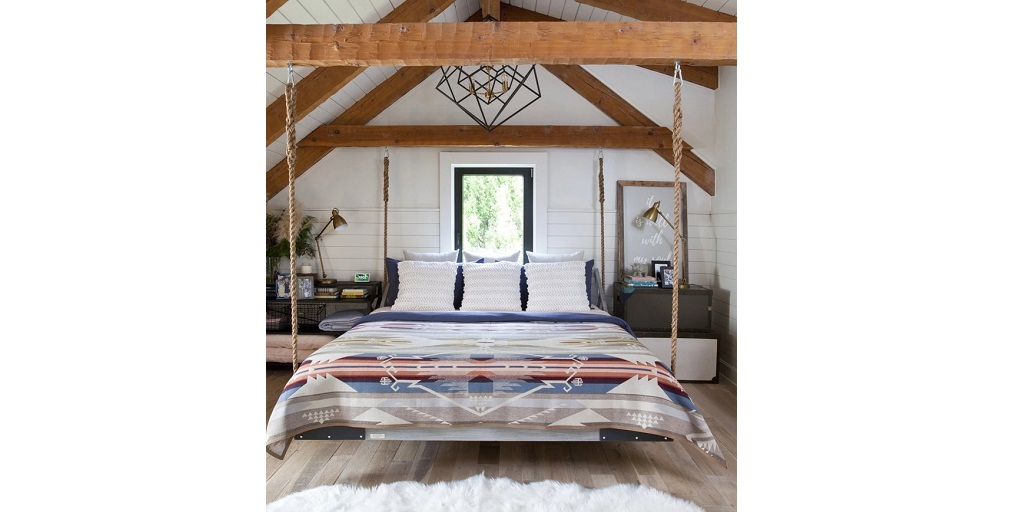 Day Bed Swings: What’s Not To Love?