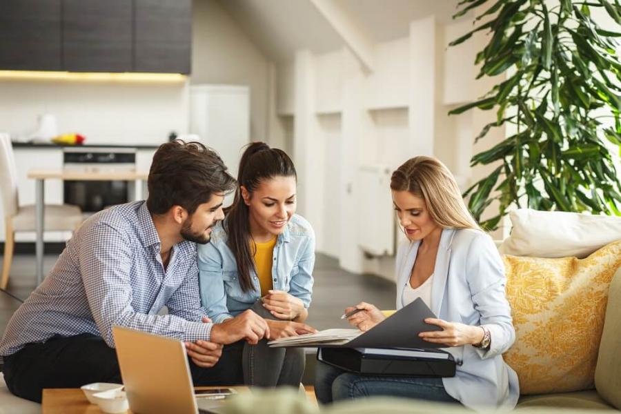 Benefits of working with Real Estate Agent