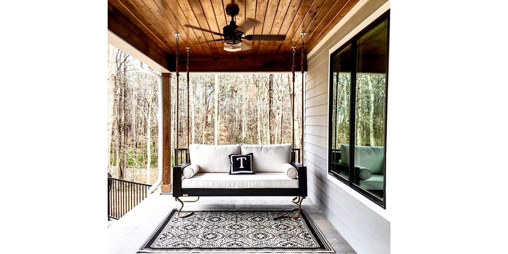 Multiple Amazing Advantages of Porch Swing Beds