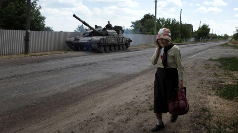 Russian Troops Tighten Tensions Around Key Cities in Eastern Ukraine