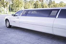 Tips for finding and hiring the perfect limousine for your requirements